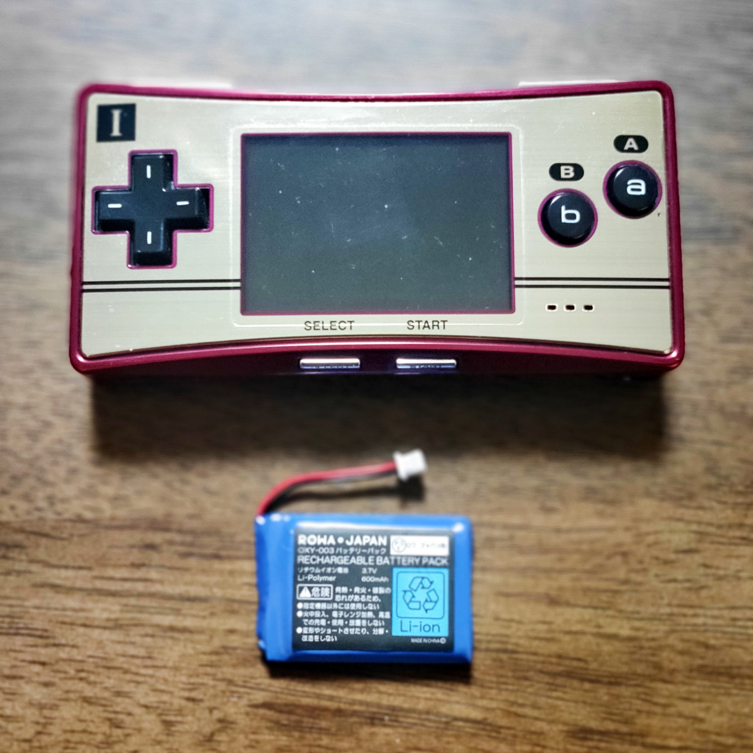 ゲームボーイミクロを電池交換して、Switchの凄さを再確認 | レトロ 